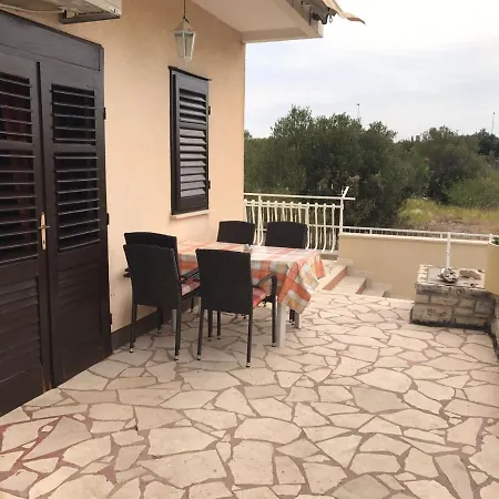 By The Sea Pirovac, Sibenik - 15403 *